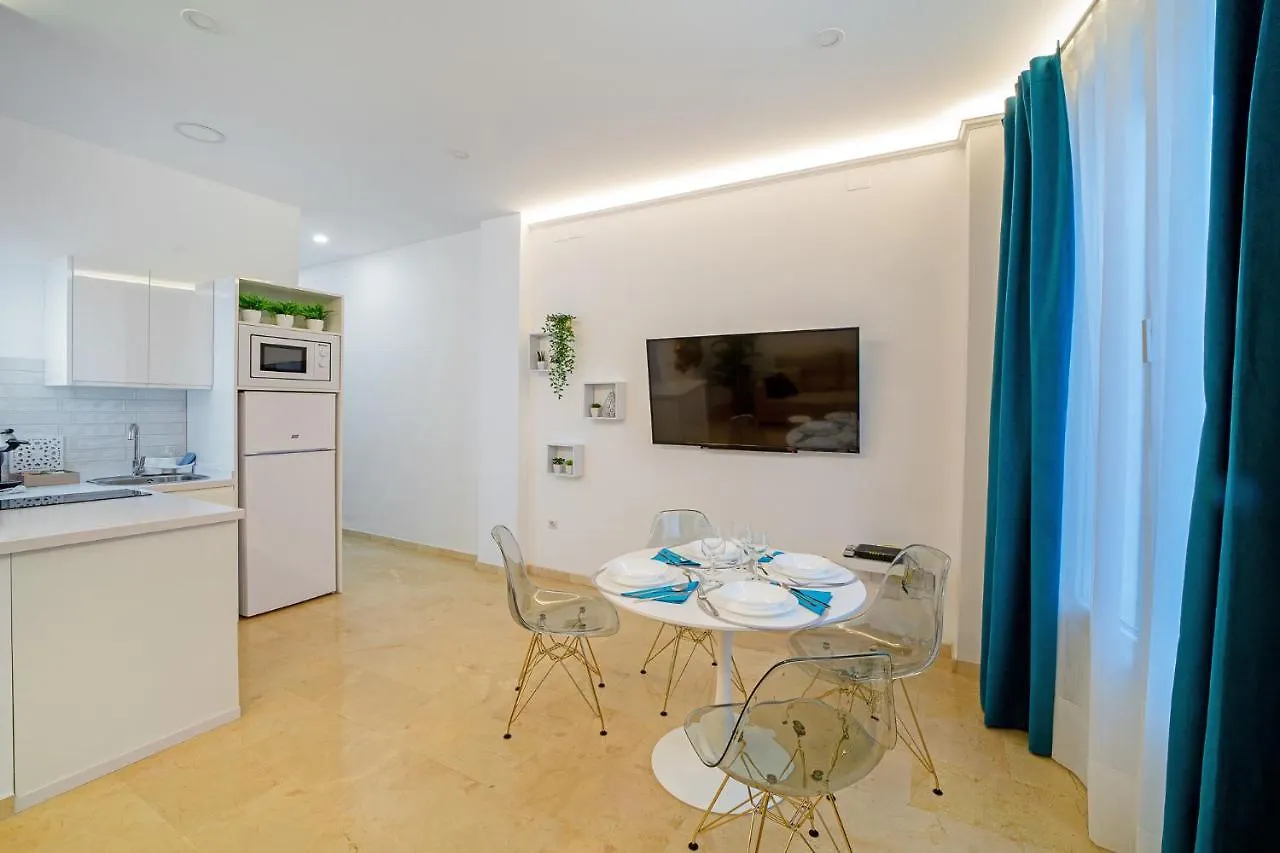 Malaga Historical Centre Luxury Apartment